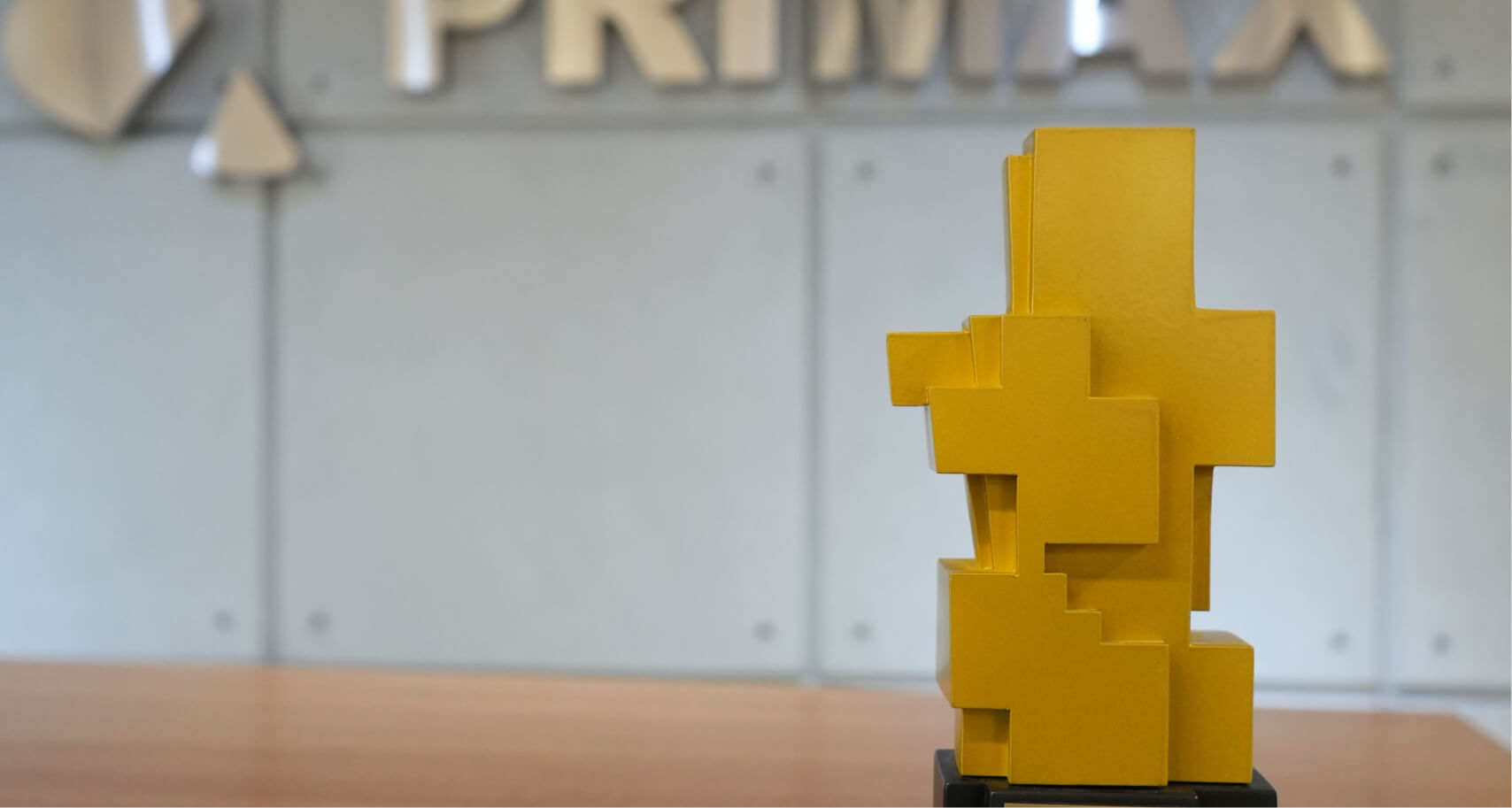 Campaña de aniversario de Primax recibe reconocimiento en los Premios IAB MIXX Perú 2025